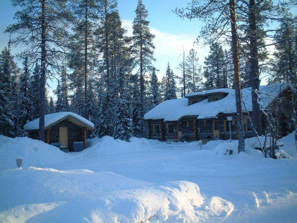 Lost Inn Cabins Экясломполо Номер фото